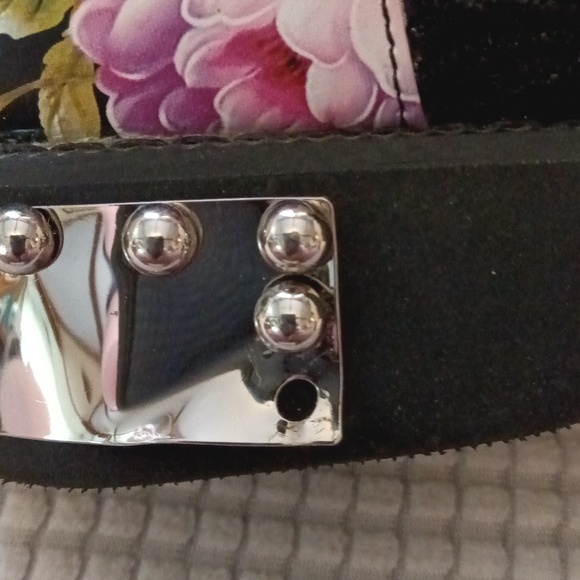 Boots - Picture 7 of 7